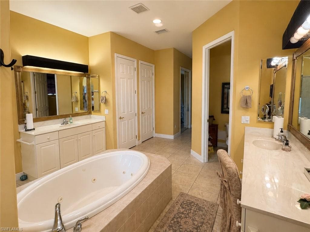 11978 King James CT-16