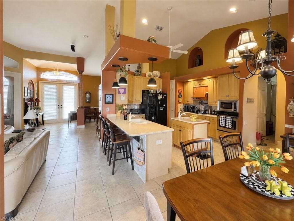 11978 King James CT-12