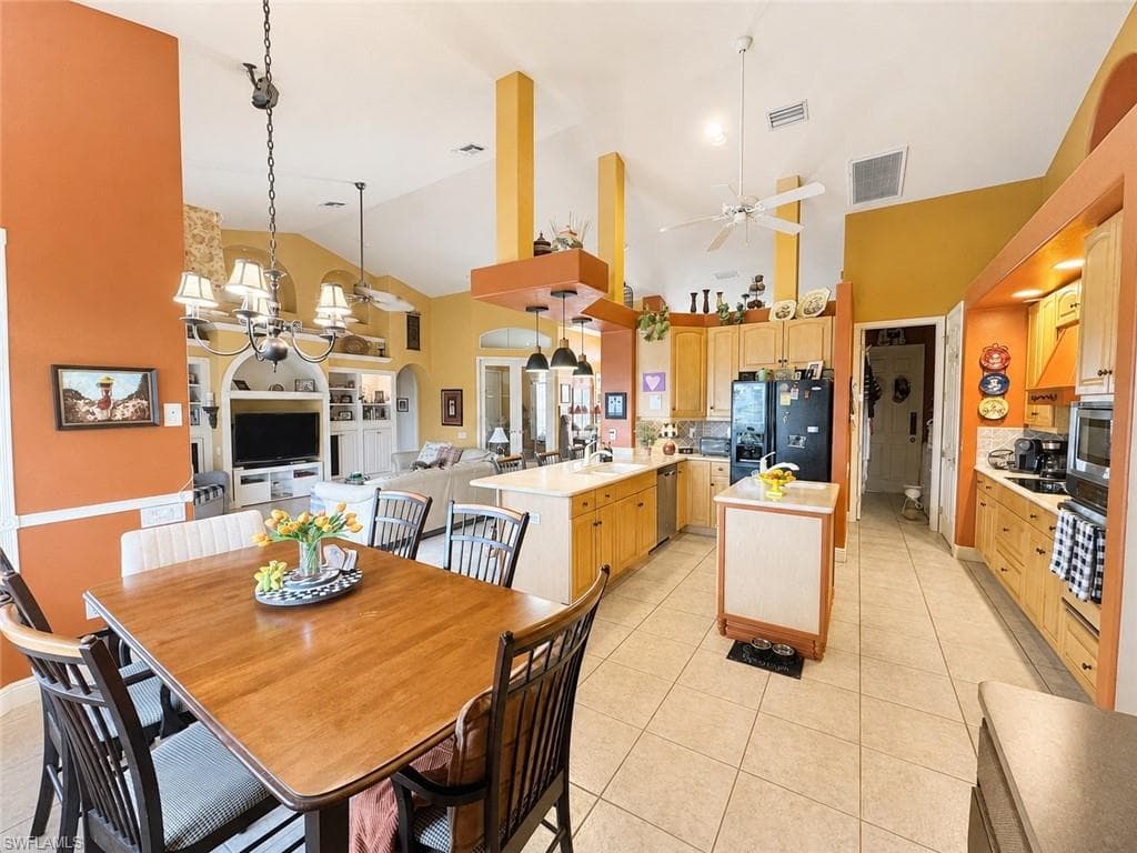 11978 King James CT-11
