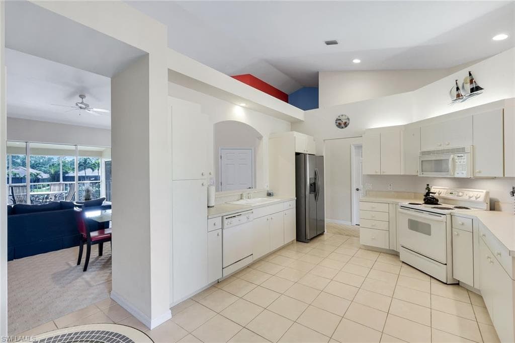 20151 Seagrove ST 207-12