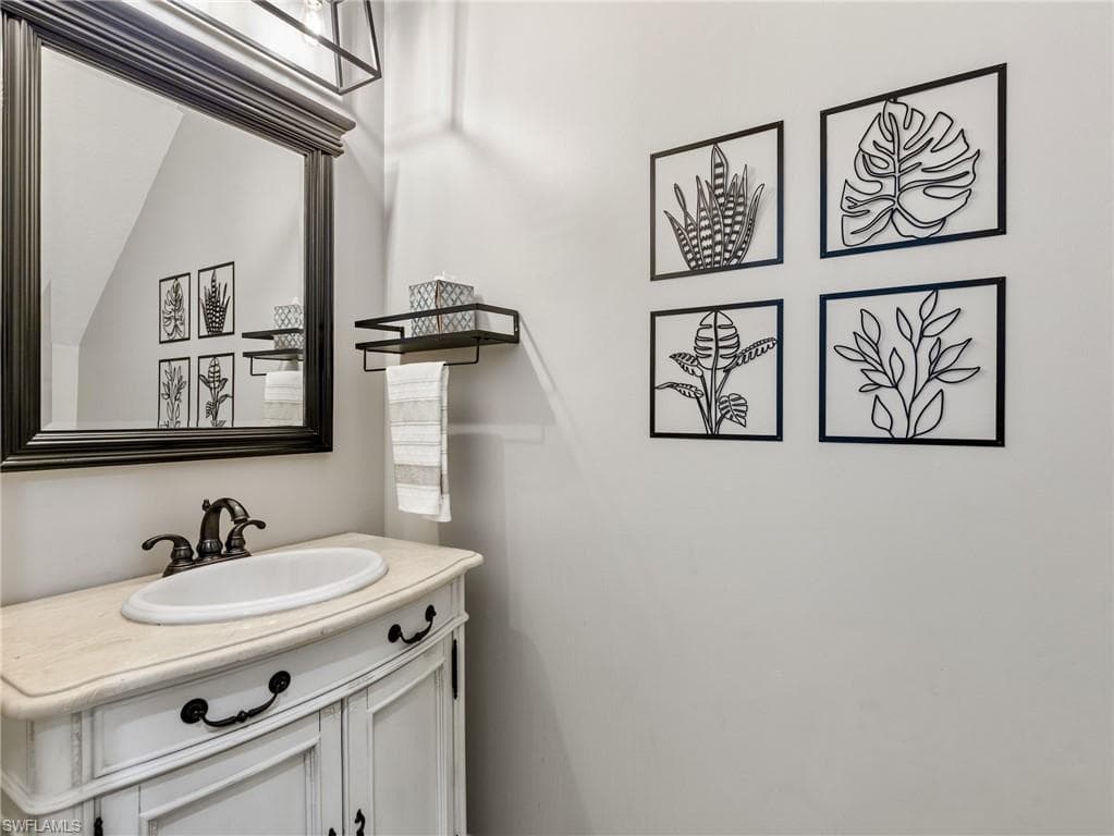 13741 Collina CT-12