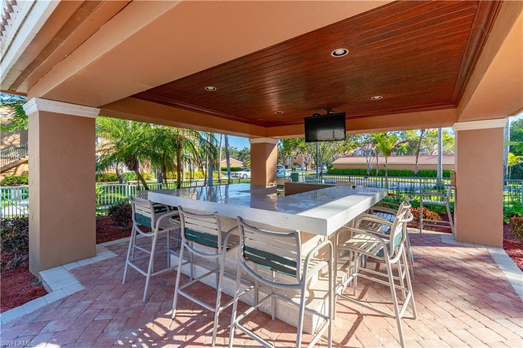 1270 Wildwood Lakes BLVD 208-33