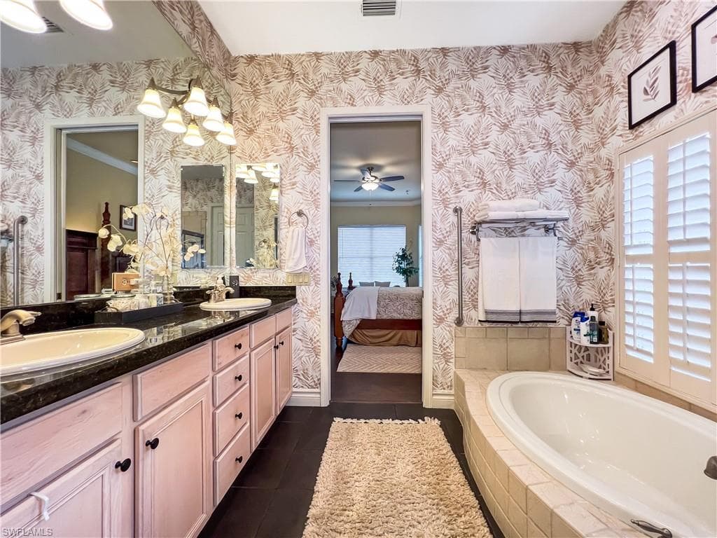 3290 Shady Bend WAY-11