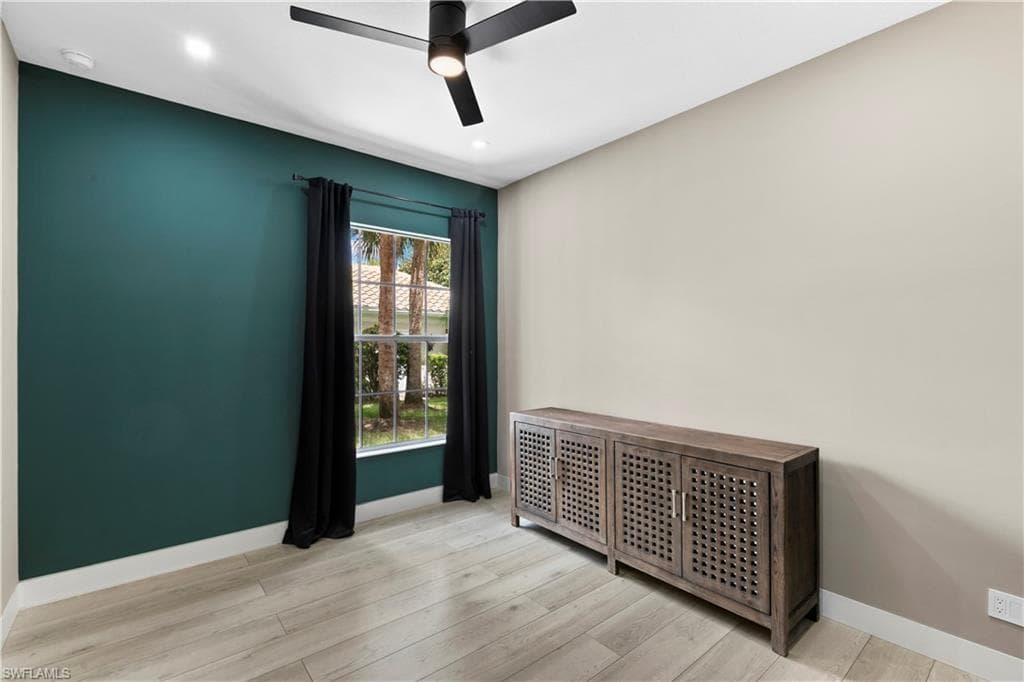 3007 Ellice WAY-32