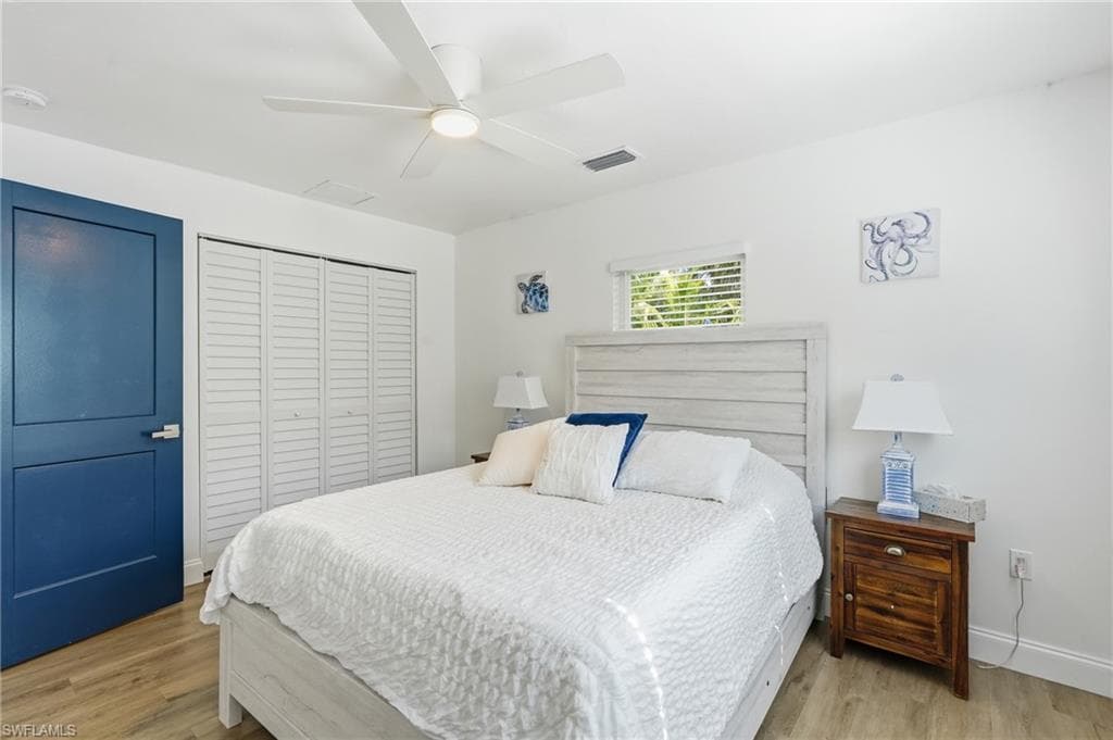 2965 Woodside AVE-38