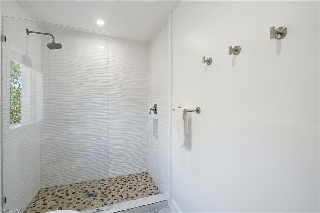 2965 Woodside AVE-14
