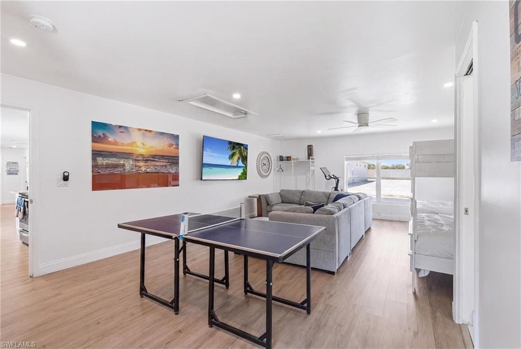 2965 Woodside AVE-35