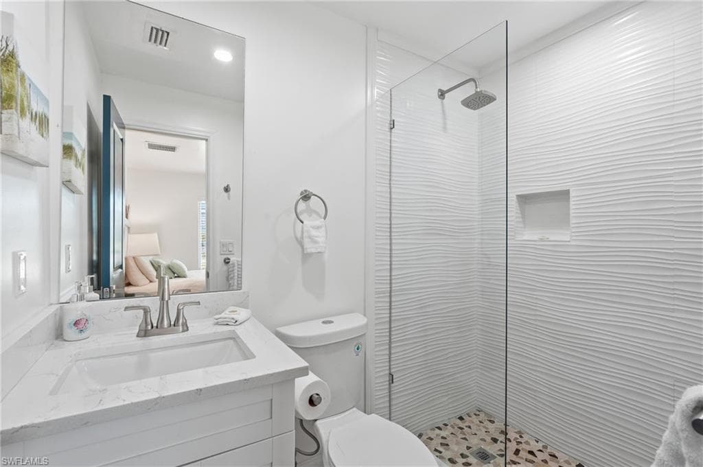 2965 Woodside AVE-25