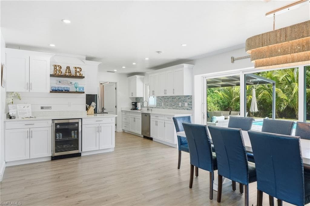 2965 Woodside AVE-21