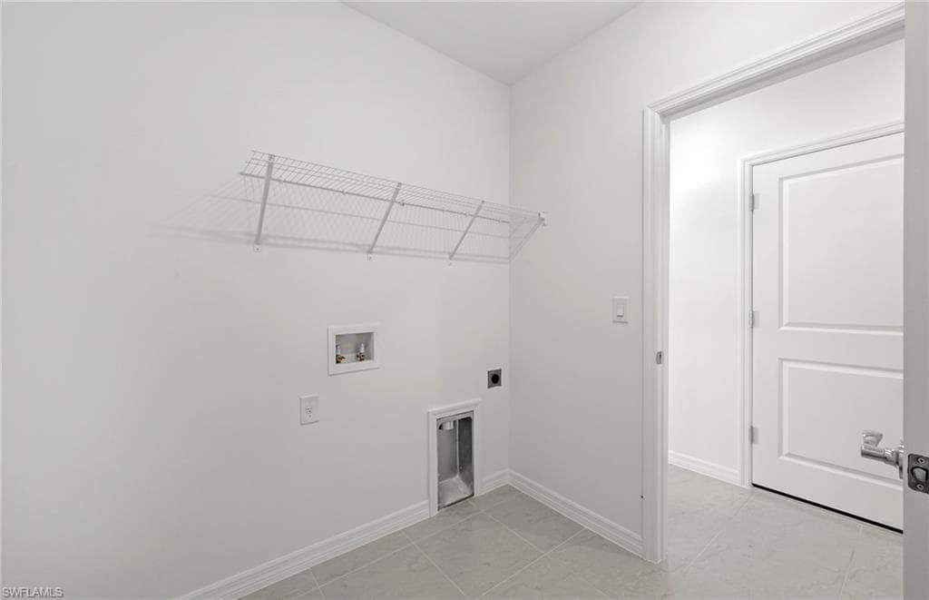 271 Silent Lake DR-9