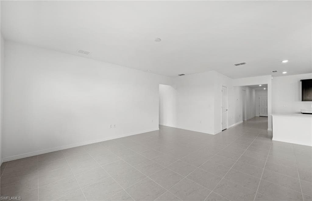 271 Silent Lake DR-10