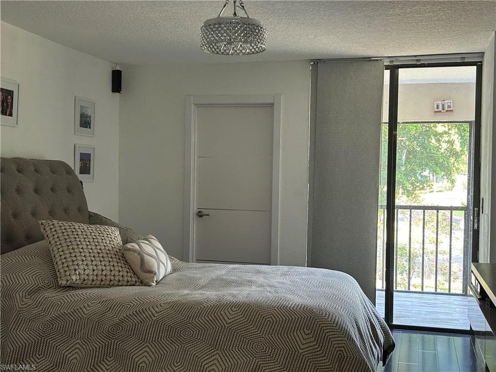 4250 Steamboat BEND 206-10