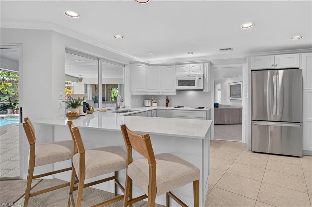 660 14th AVE S-11