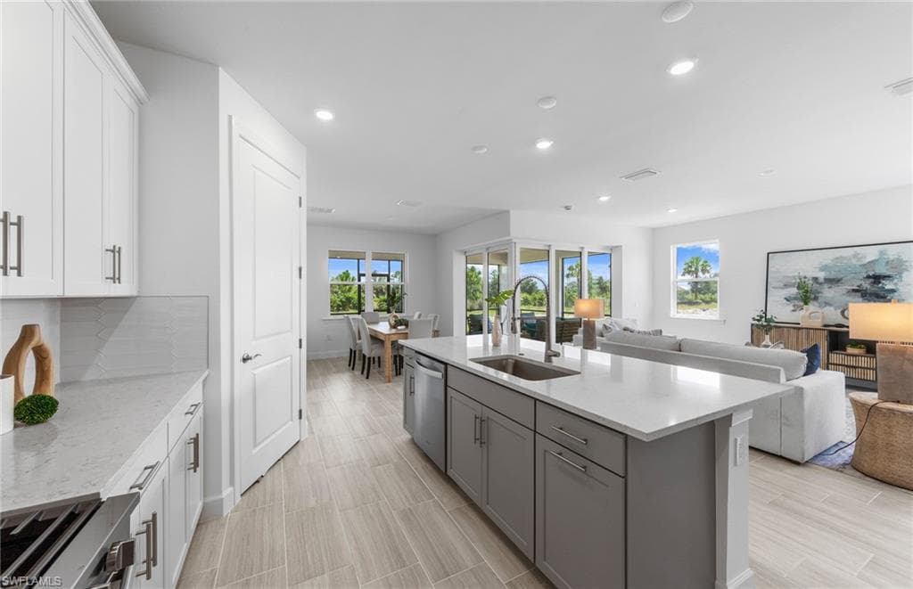 12591 Quartz DR-17