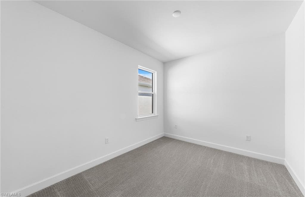 12591 Quartz DR-7
