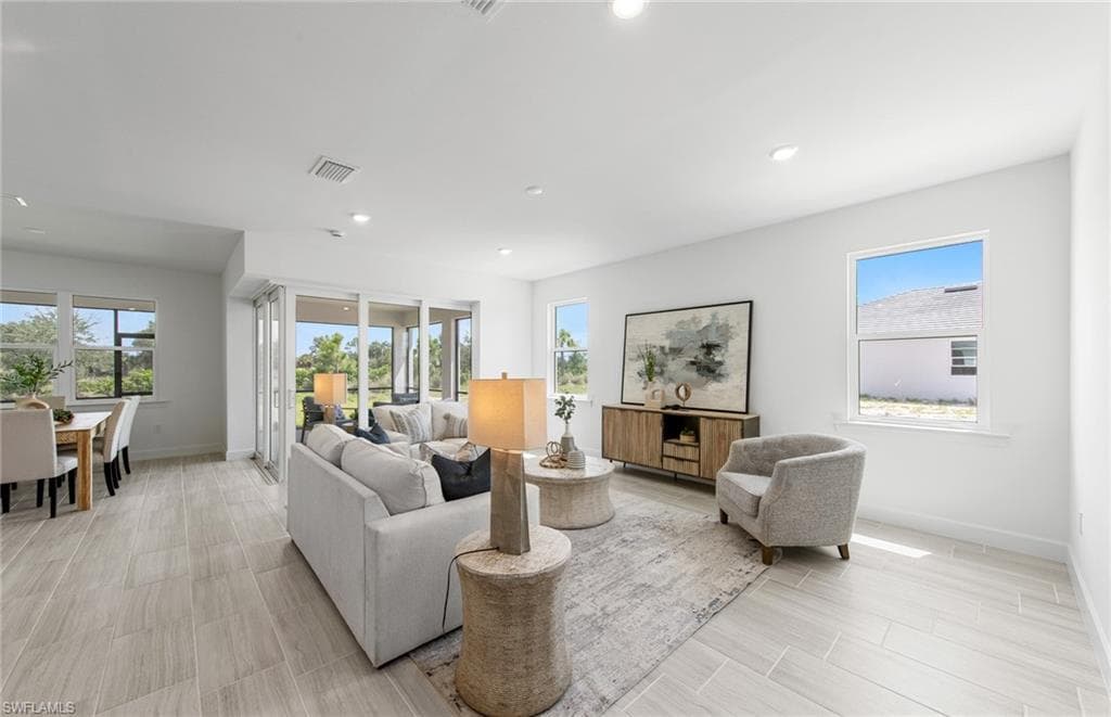 12591 Quartz DR-9