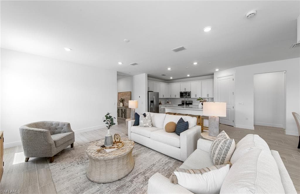 12591 Quartz DR-11