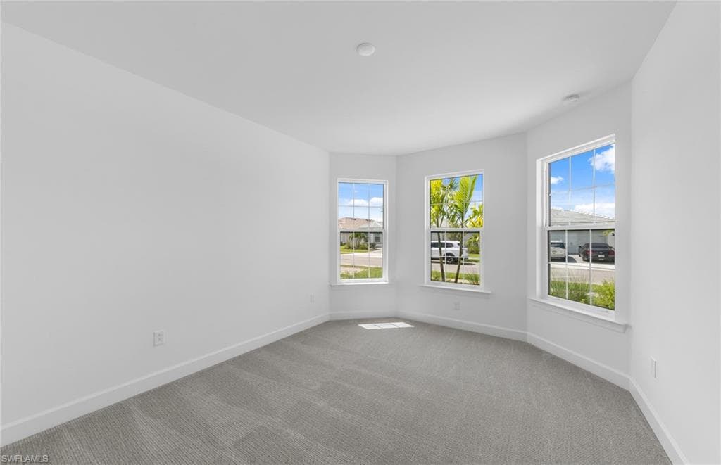 12591 Quartz DR-4