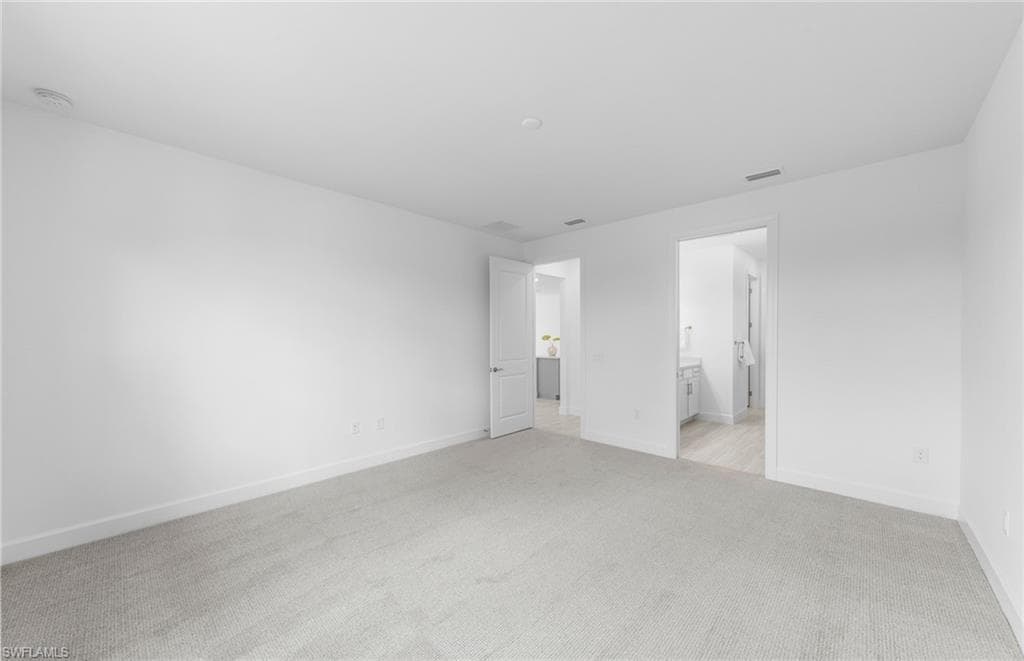 12591 Quartz DR-21