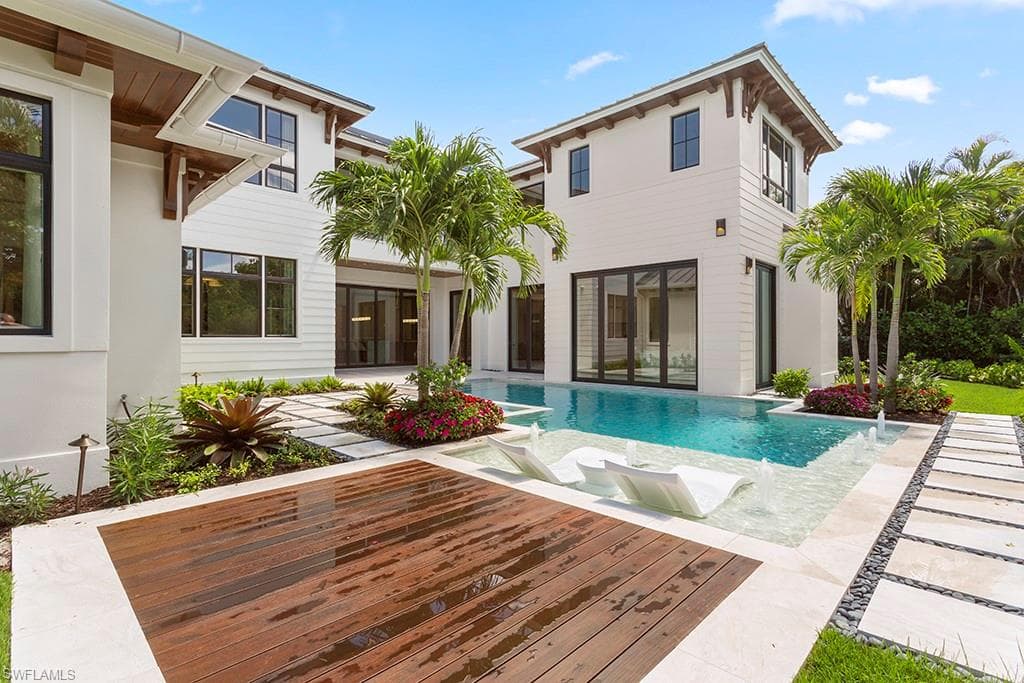 774 GOLF DR-17