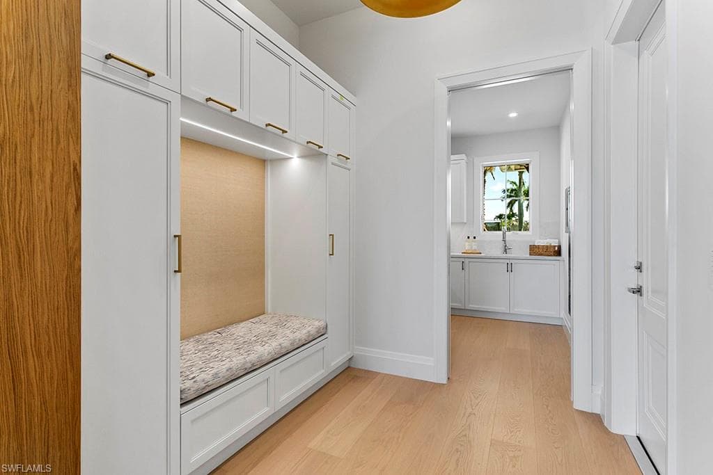 774 GOLF DR-37
