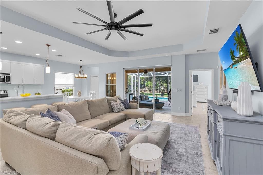 14487 Manchester DR-13
