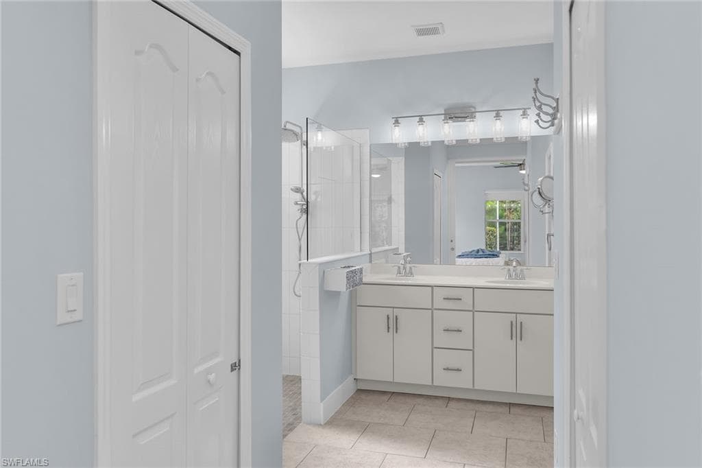 14487 Manchester DR-17