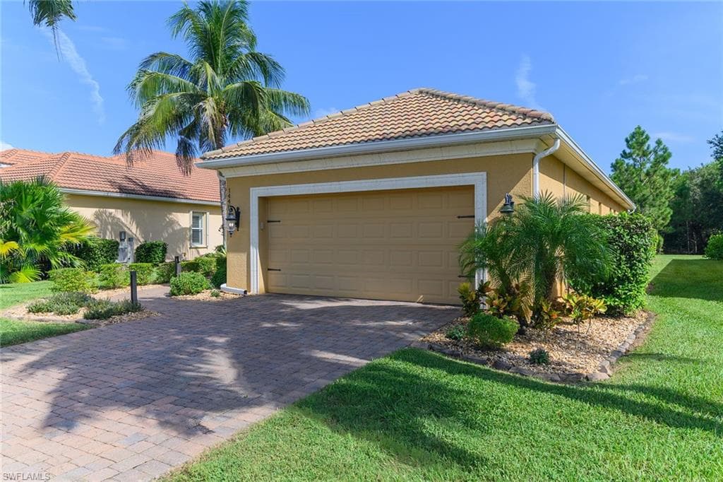 14487 Manchester DR-39