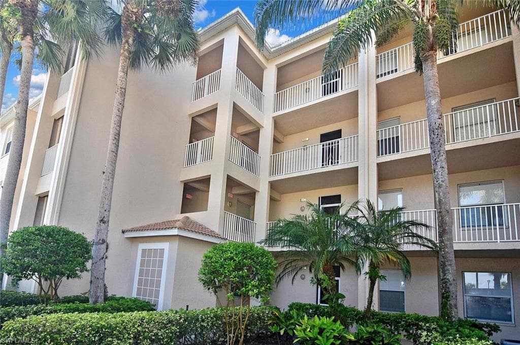 8680 CEDAR HAMMOCK CIR 122-6