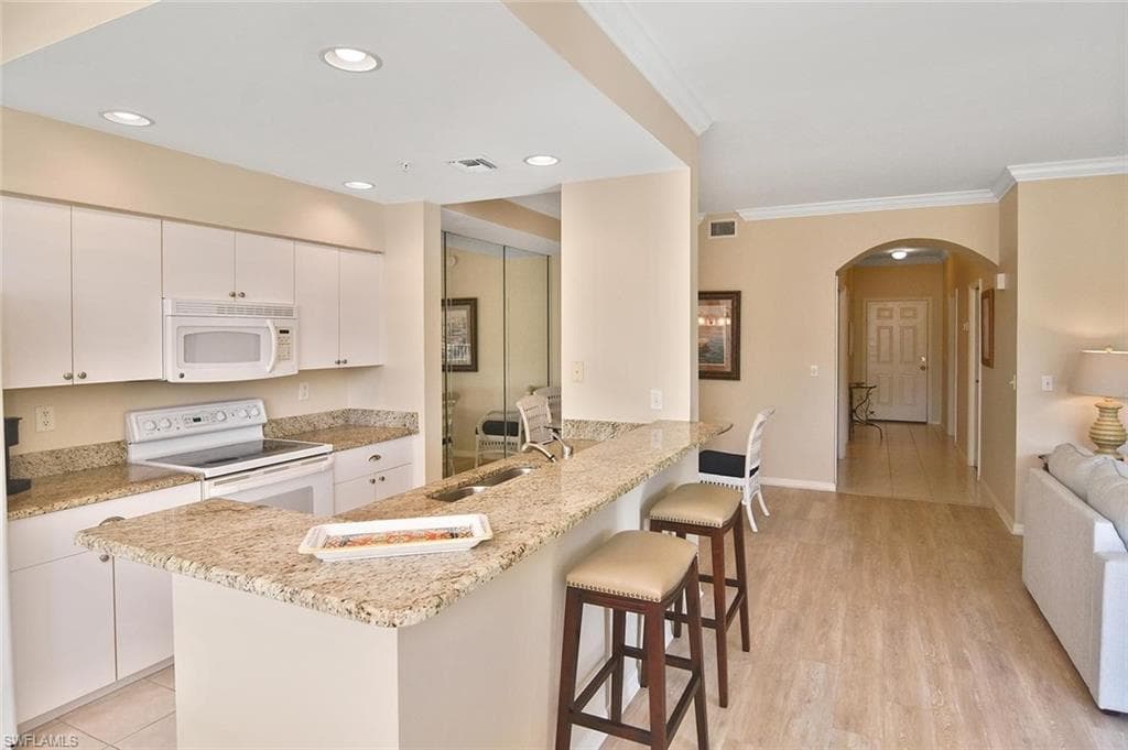 8680 CEDAR HAMMOCK CIR 122-28