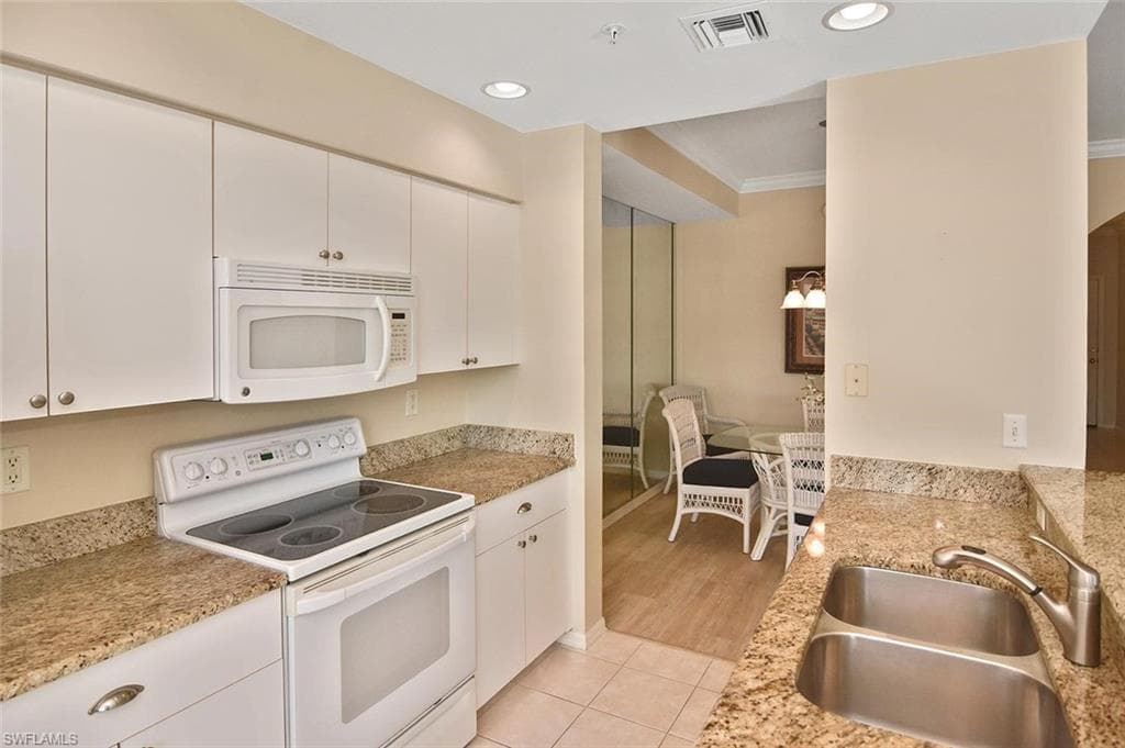 8680 CEDAR HAMMOCK CIR 122-30