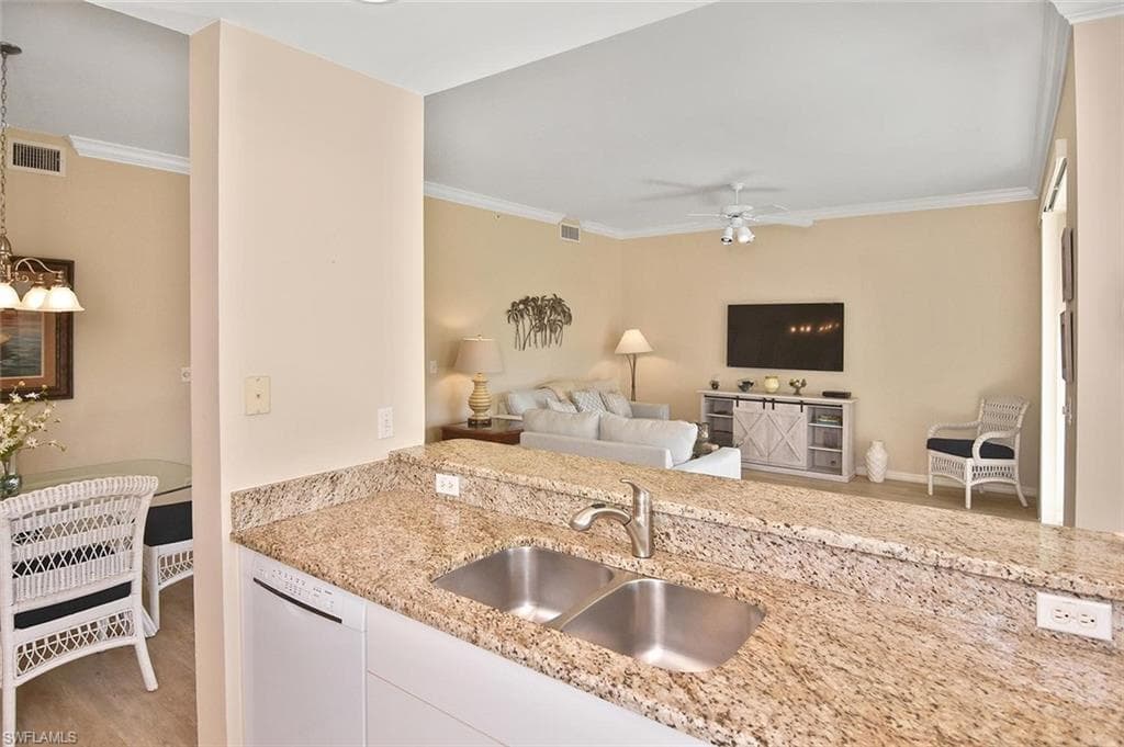 8680 CEDAR HAMMOCK CIR 122-31