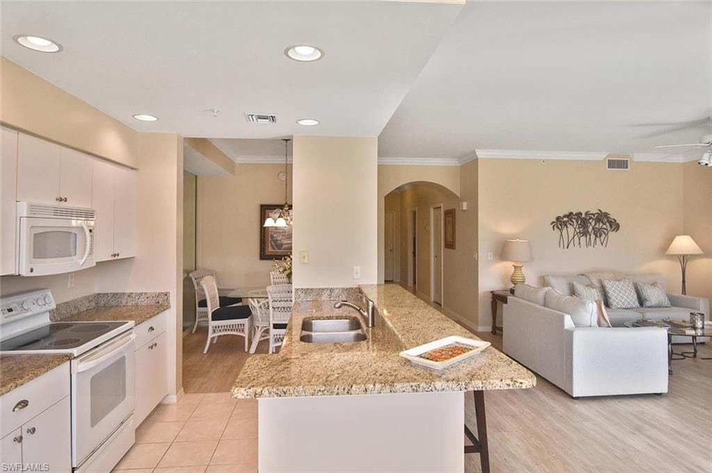 8680 CEDAR HAMMOCK CIR 122-29