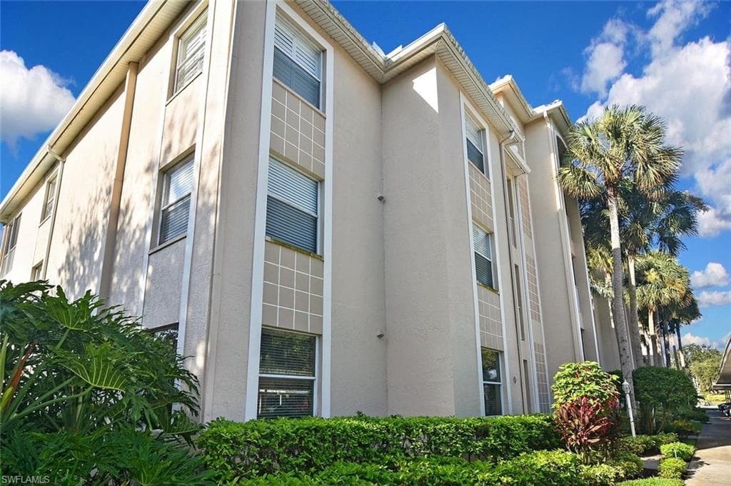 8680 CEDAR HAMMOCK CIR 122-4