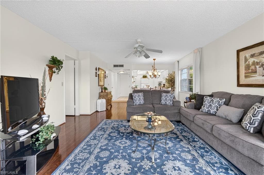 1087 Forest Lakes DR 201-2