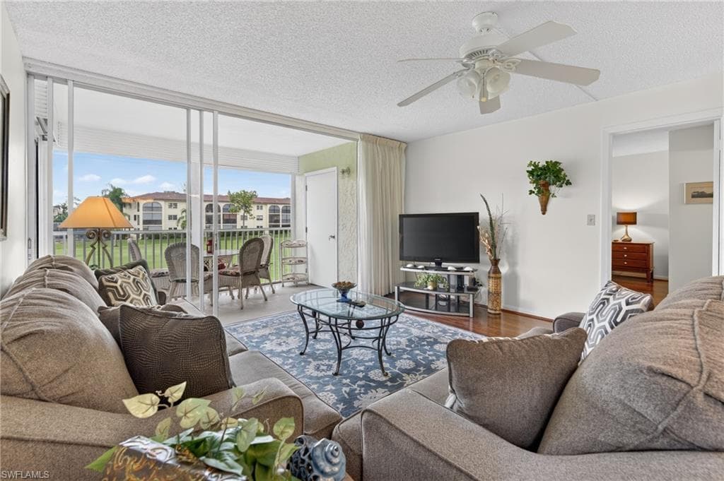 1087 Forest Lakes DR 201-3