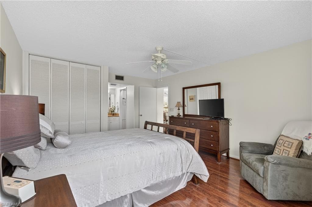 1087 Forest Lakes DR 201-14