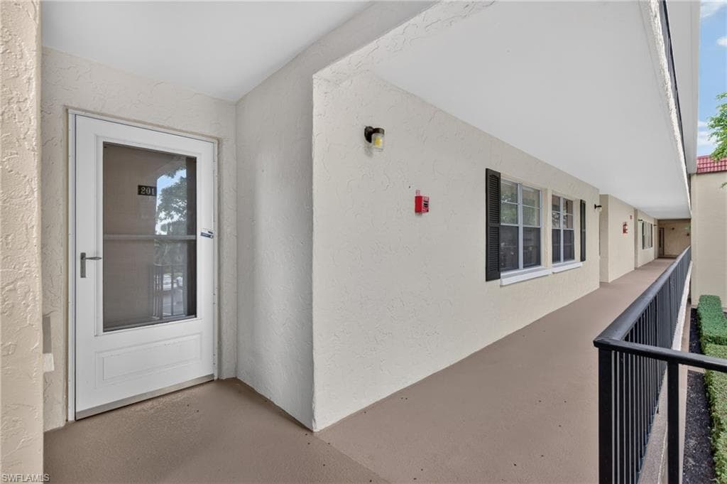 1087 Forest Lakes DR 201-18
