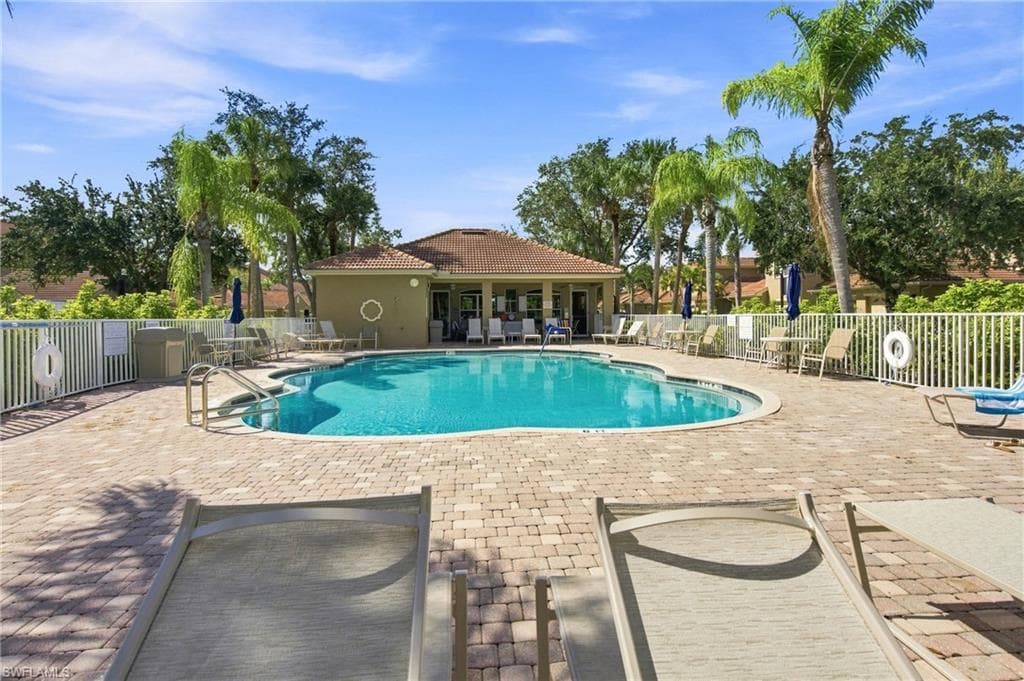 20040 Seagrove ST 1606-42