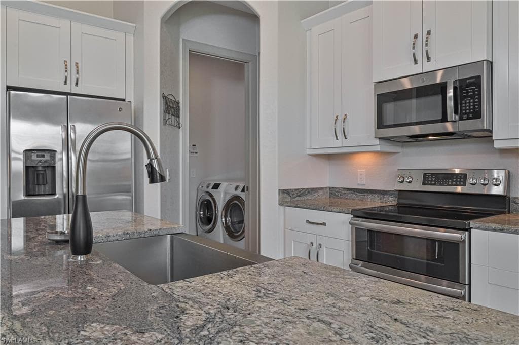 18111 Riverchase CT-17