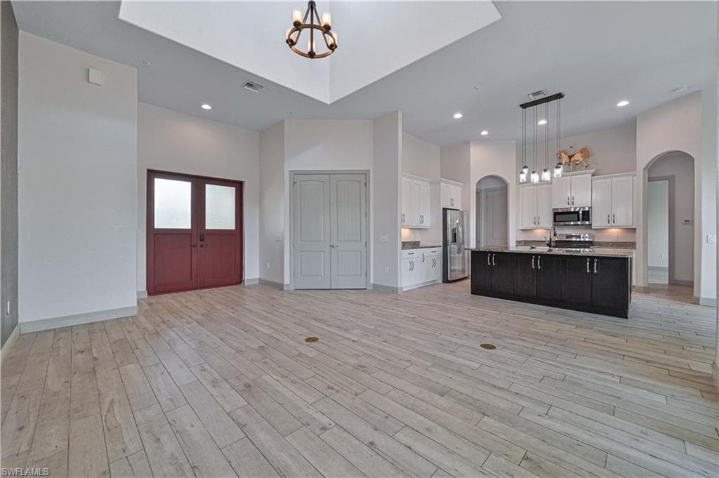 18111 Riverchase CT-16