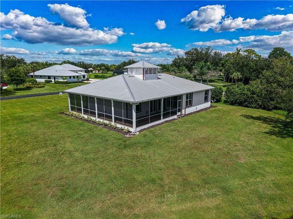 18111 Riverchase CT-22