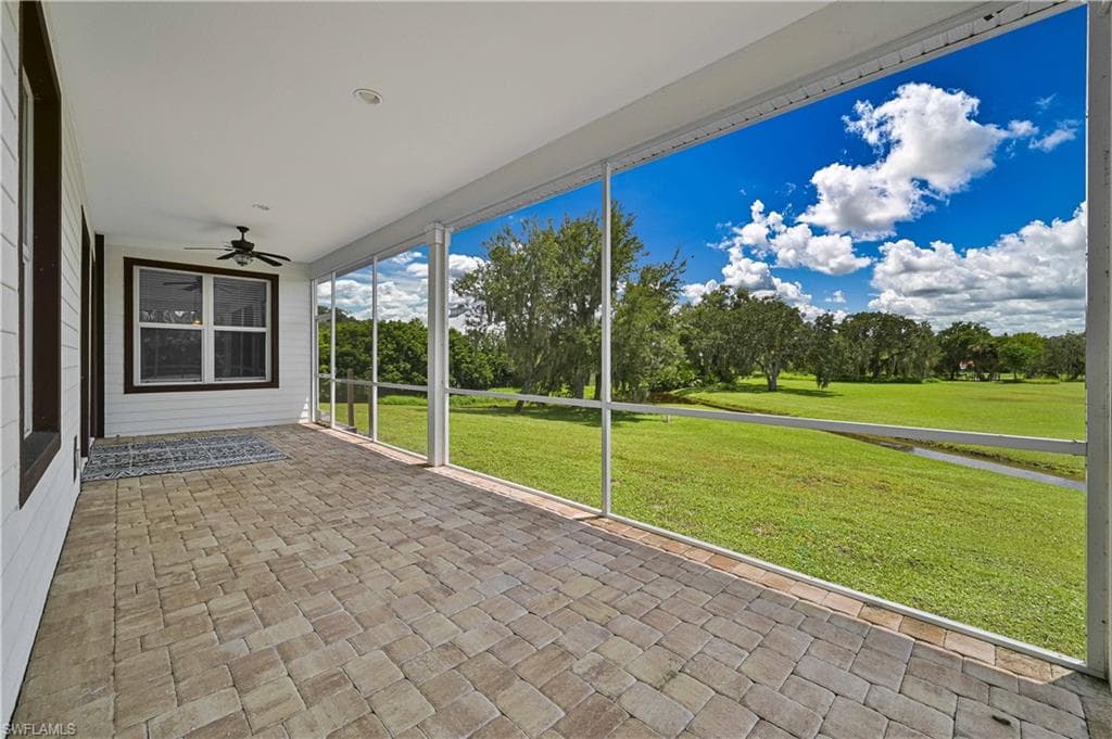 18111 Riverchase CT-20