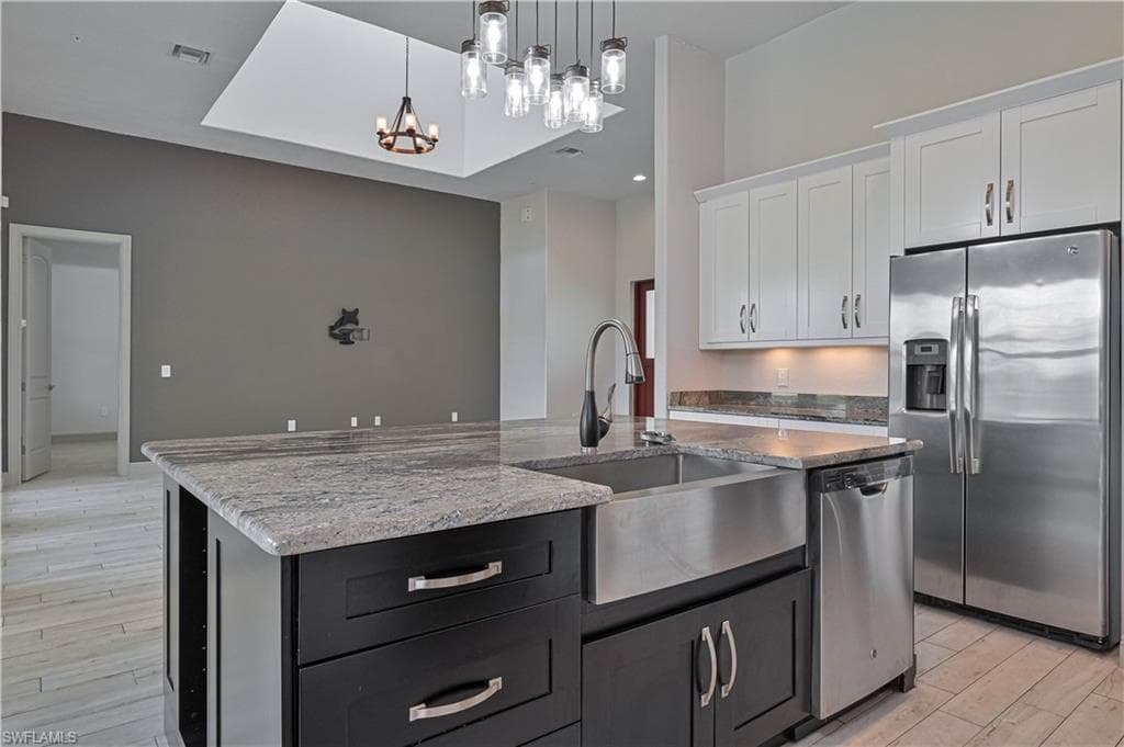 18111 Riverchase CT-9