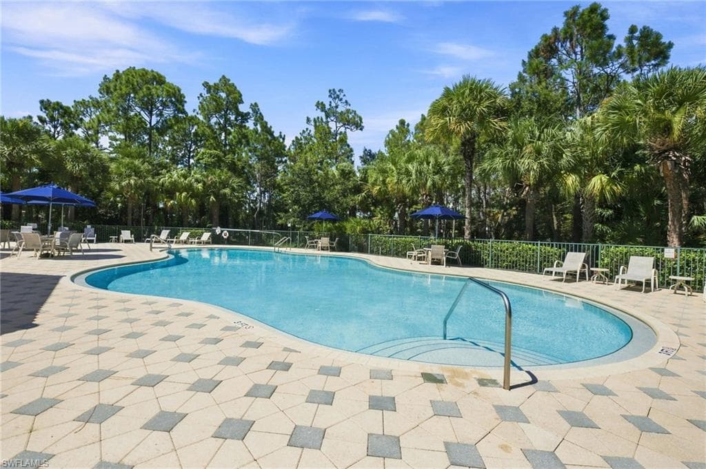 3657 Recreation LN-32