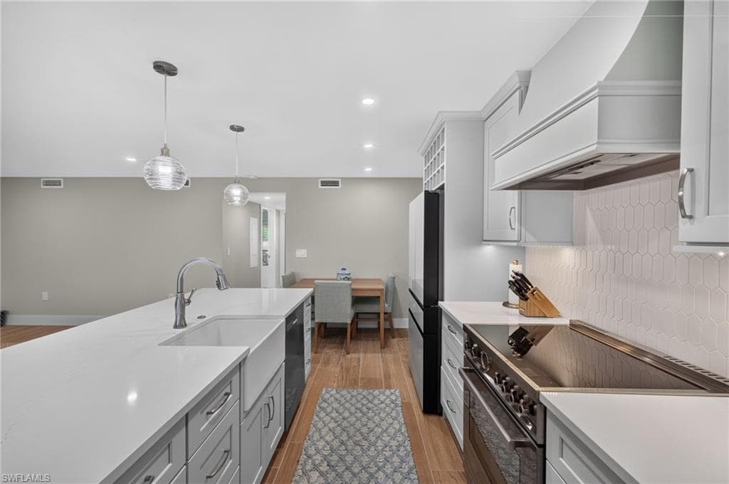 1610 Middle Gulf DR B-2-9