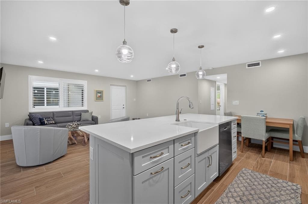 1610 Middle Gulf DR B-2-10