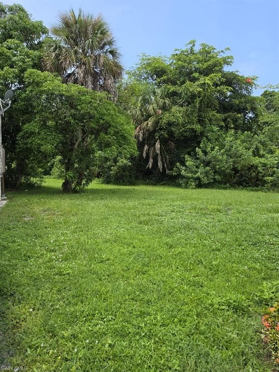 2455 Thomasson DR B-12