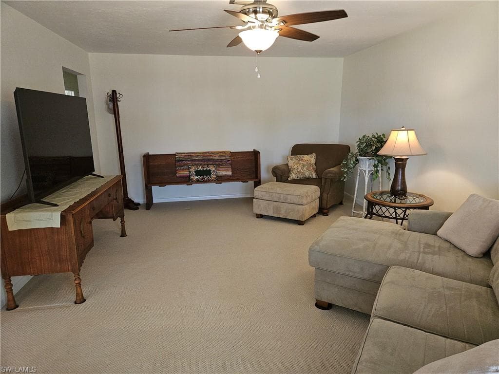 915 North ST-25