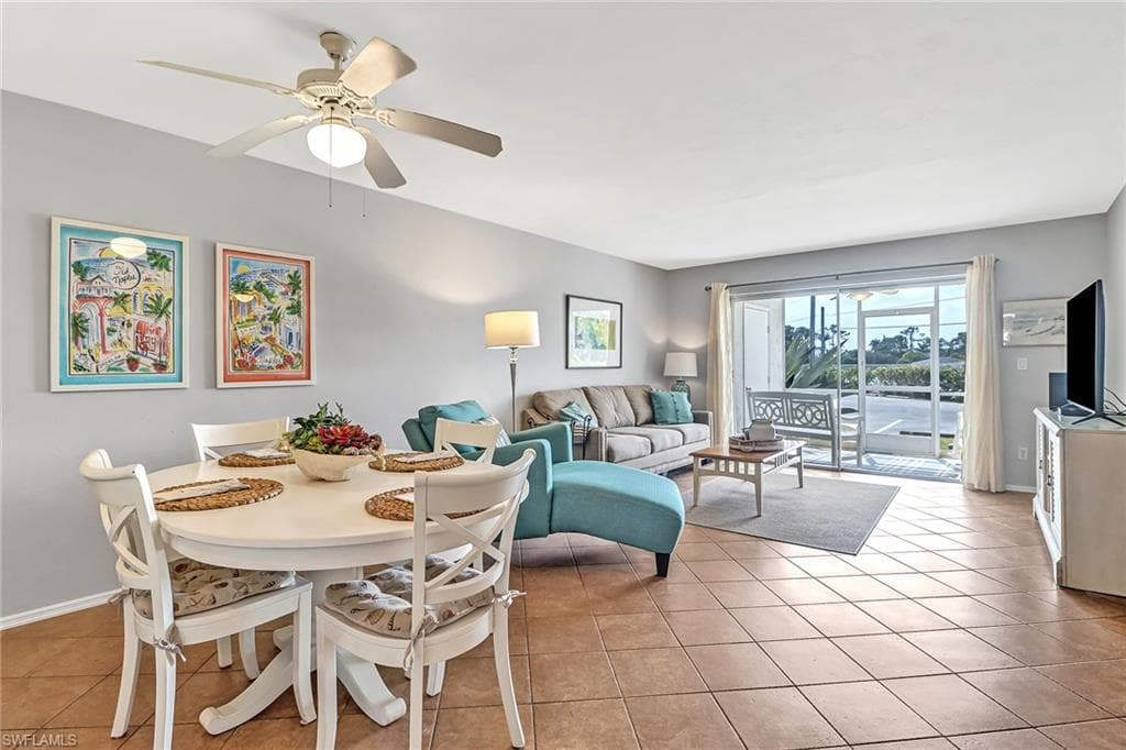 1001 Foxfire LN 109-11